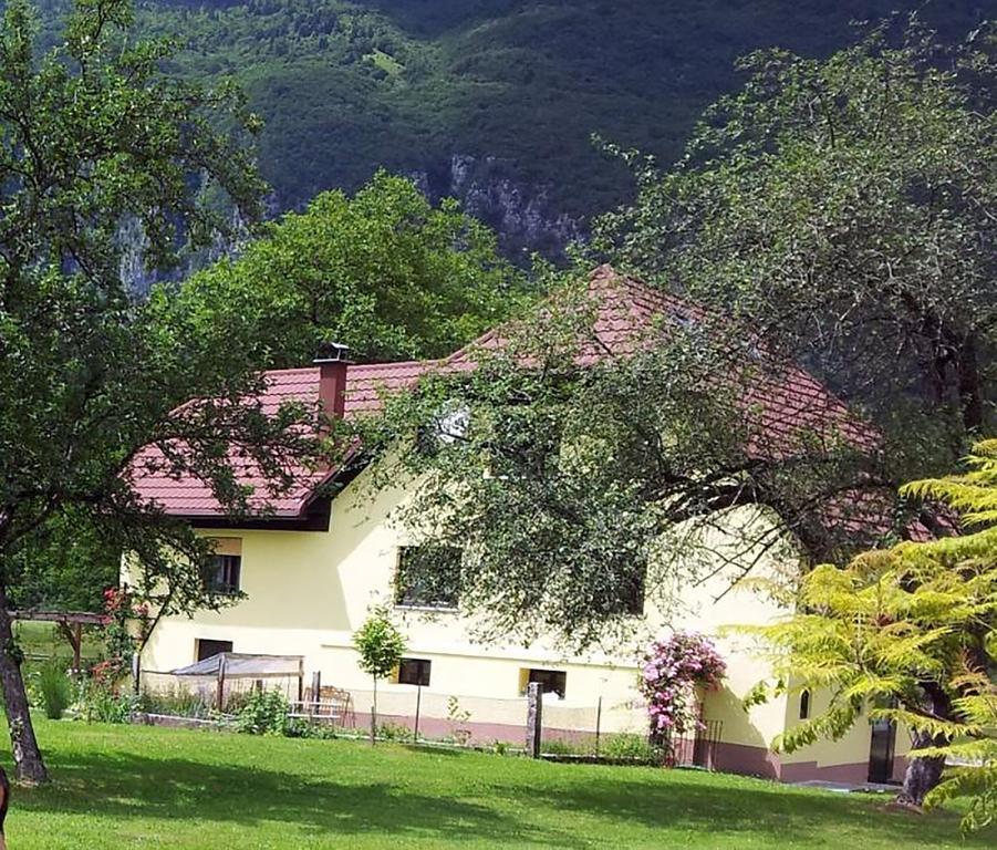 Apartments And Rooms Oasis Of Peace Bovec Exterior foto